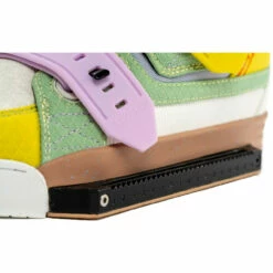 Slingshot Copycat Women's Wakeboard Boots - 2022 -Ron Jon Surf Shop Sales 2022 Slingshot Copycat Womens Wakeboard Boot Mounting Area 12111.1639426089