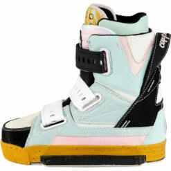 Slingshot Copycat Women's Wakeboard Boots - 2023 -Ron Jon Surf Shop Sales Slingshot 2023 Copycat Womens Wakeboard Boot Left Side 14126.1661177448